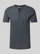 T-shirt met korte knoopsluiting