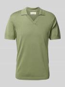 T-shirt met V-hals, model 'ALLI'