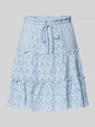 Minirok met broderie anglaise, model 'AMALINA'