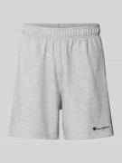 Relaxed fit korte broek met labelstitching, model 'ICONS'