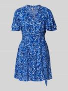 Getailleerde mini-jurk met strikceintuur, model 'NOVA'