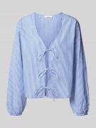 Relaxed fit blouse met lange mouwen van puur katoen met vetersluiting