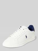 Sneakers met vetersluiting