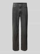 Loose straight fit jeans met steekzakken