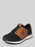 Sneakers met vetersluiting