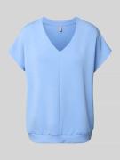 T-shirt met V-hals, model 'BANU'