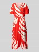 Midi-jurk in wikkellook, model ''