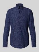 Slim fit zakelijk overhemd met elastisch performancemateriaal, model '...