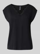 Loose fit T-shirt met kant, model 'KAMALA'