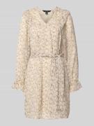 Jurk in A-lijn met tailleriem, model 'PETRA'