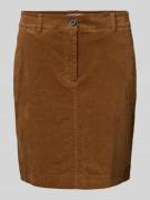 Licht uitlopende corduroy rok van katoenmix