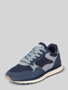 Sneakers met vetersluiting