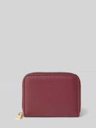 Portemonnee met label in reliëf, model 'YLVA'