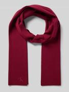 Sjaal van viscosemix met logostitching