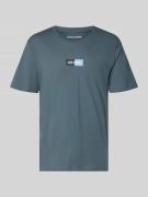 T-shirt met labelprint en ronde hals