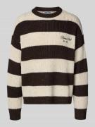 Gebreide pullover met labelstitching