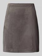 Minirok in leerlook met ritssluiting aan de achterkant