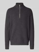 Gebreide pullover met opstaande kraag