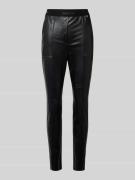 Slim fit broek in leerlook