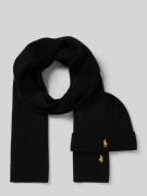 Sjaal en muts van wol in een set