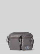 Cameratas met labeldetail