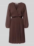 Knielange jurk met plissévouwen, model 'Im44sa'