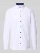 Body fit zakelijk overhemd met kentkraag