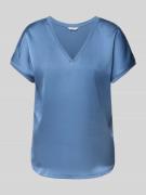 T-shirt met V-hals, model 'SELITA'