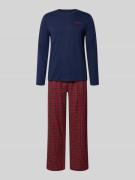 Cadeaubox met flanellen pyjama