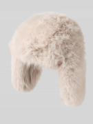 Muts in in de look van imitatiebont, model 'RIMMI AVIATOR'