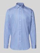 Regular fit zakelijk overhemd van katoen met kentkraag