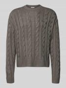 Gebreide pullover met ribboorden