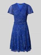 Knielange jurk met V-hals, model 'WANDELLA'