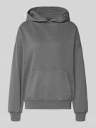 Oversized hoodie met logo en kangoeroezak, model 'CLARITA'