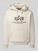 Hoodie met logo en kangoeroezak