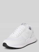 Sneakers met vetersluiting