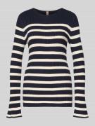 Gebreide pullover met ronde hals, model 'DOLLIE'