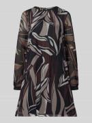 Knielange jurk met ronde hals