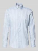 Slim fit zakelijk overhemd met kentkraag