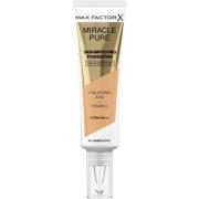 Max Factor Miracle Pure Skin Improving Foundation 44 Warm Ivory 4