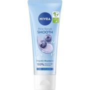 NIVEA Cleansing Ansiktsskrubb Rice Scrub Smooth  75 ml