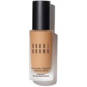 Bobbi Brown Skin Long-Wear Weightless Foundation SPF 15 Golden Be