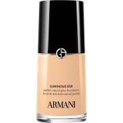 Giorgio Armani Luminous Silk Foundation 4