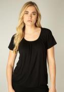 NU 20% KORTING: Base Level T-shirt Yona met plooien bij de hals en een...