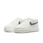 NU 20% KORTING: Nike Sportswear Sneakers COURT VISION ALTA Design in d...