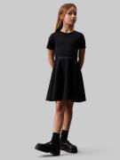 Calvin Klein Jerseyjurk PUNTO TAPE FIT FLARE SS DRESS