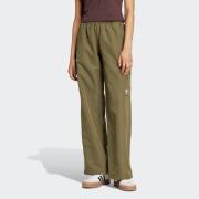 NU 20% KORTING: adidas Originals Sportbroek ESS WOVEN CARGO (1-delig)