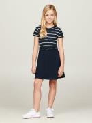 Tommy Hilfiger Jerseyjurk ESSENTIAL SKATER DRESS met merklabel op de t...