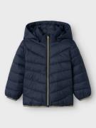 NU 20% KORTING: Name It Gewatteerde jas NMFMONAY JACKET PB met reflect...