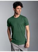 Trigema T-shirt TRIGEMA Slim-fit T-shirt van DELUXE-katoen (1-delig)